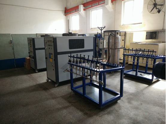 礦山開采爆破設(shè)備