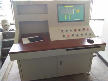 寶石集團(tuán)壓裂車機(jī)組密封測試現(xiàn)場圖片2