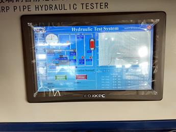 出口科威特玻璃鋼管水壓試驗(yàn)機(jī)調(diào)試出貨圖片5