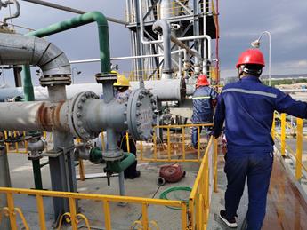 寧魯石化煉油廠高壓水流射清洗機設(shè)備交付圖片6